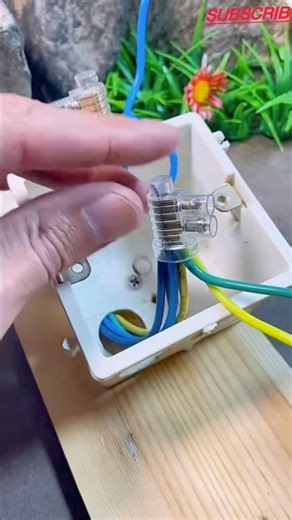 Wire Joint with Plastic Clip 🤜 Easy Electrical Connection Trick 🤙 #craft #outdoors #skills