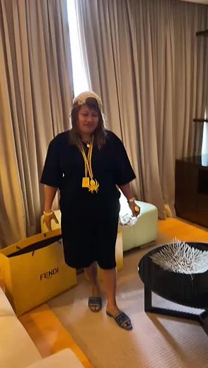 Kelly Stone (@officialkellystone001)’s videos with original sound - Kelly Stone