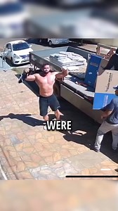 77K views · 139 reactions | Bodybuilder Showing Off #shortsvideos #shortsreels #shortsviral #shortsfeed This bodybuilder wanted to flex and show his muscles in front of these workers while they were working. In the beginning, everyone was annoyed by him for blocking their way, but after a while they decided to play along, and they started flexing as well. Then, after a few seconds he decided to help them with their work by moving these pieces from one place to another. | Daily Gop | Facebook