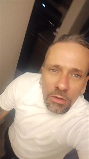 old ASF an still bringing dis shit 👩‍🦼💨💨💨💨💨💨🏚️