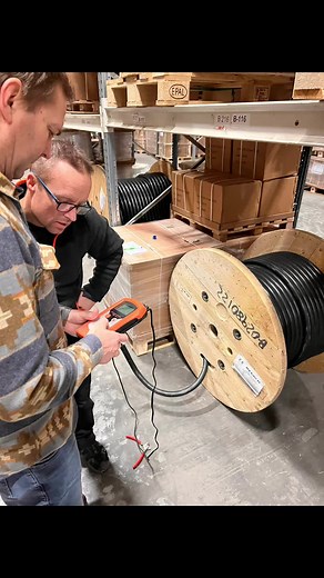 #elektriker #elektro #electriciansoftiktok How long is the cable?? #elmainstrument