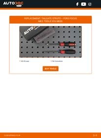 How to change tailgate struts on Ford Focus MK2 – replacement guide