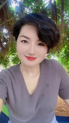 Chinese TikTok Trends and Dance Videos from Guangdong, China