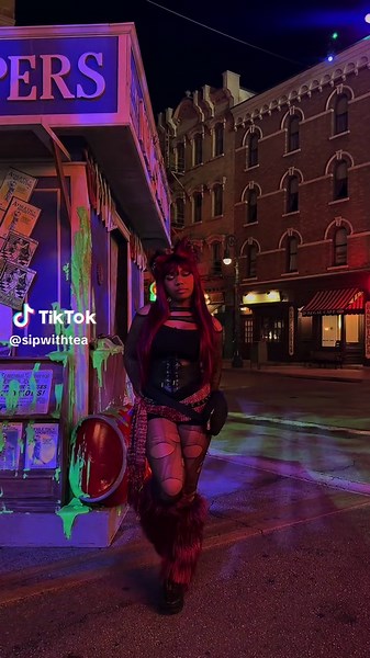 Foxy Cosplay Outfit Ideas for FNAF Fans