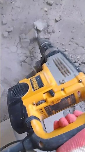 Sds max hammer drill DeWalt #dewalt