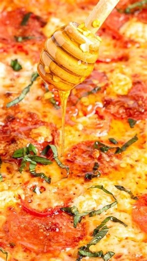 13K views · 8 comments | Have you ever tried hot honey on a pizza? It’s a glorious pairing of sweet + spicy with a little bit of salty, plus a thin, crispy pizza crust, tangy goat cheese and plenty of pepperoni too! ⁠ ⁠  Click the link in my bio for the Hot Honey Pizza recipe and find it on ThePracticalKitchen.com.⁠ ⁠ https://thepracticalkitchen.com/hot-honey-pizza/ | The Practical Kitchen | Facebook