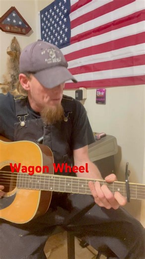 Wagon Wheel - cover #coversong #countrymusic #bobdylan #acousticcover