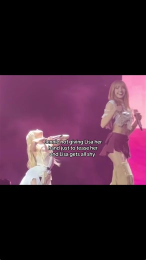 JenLisa: La Amistad Caótica y Adorable