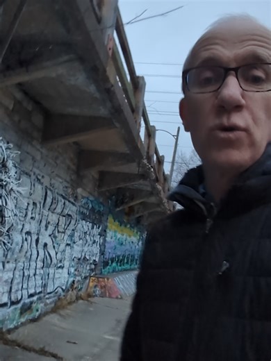 Honey Creek River Bank, Milwaukee, Wauwatosa Wisconsin, where do you go for a quick escape? #secretplaces #solitude #milwaukee