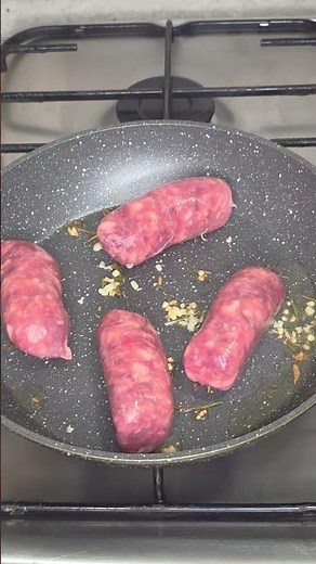 Salsiccia in Padella( Pan Fried Italian Sausages)😋😋👌