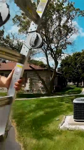 5 Reasons Why Homeowners Are Choosing Paramount Roofing 👇 1️⃣ 1000 5-Star Reviews 2️⃣ A Local Roofing Company 3️⃣ Award Winning Roofing Company 4️⃣ 20 Years of Combined Experience 5️⃣ Honest and Upfront Pricing Need help with your roof? Click the link below. | Paramount Roofing