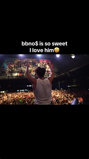 I love how he’s incorporating the kids into his concerts now🤩🔥 @bbno$