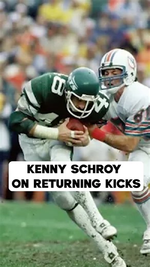 Bruce Harper HATED punt returns?!🏈��Score legendary memorabilia at Coach’s Collectibles! Where every autograph tells a story!�Use code SPORTSBASH for free shipping!🏈⚾️🏀 #Tickets #Jets #JetUp #Football #CheapTickets #viral #fyp #NFL | SportsBash Media