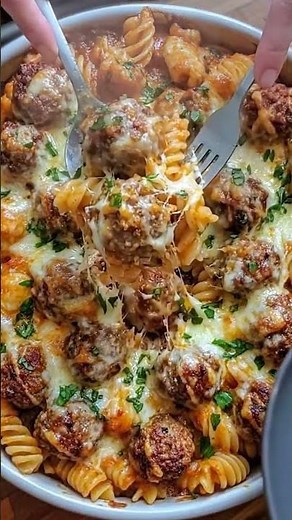 Baked Cheesy Pasta (Meatball)