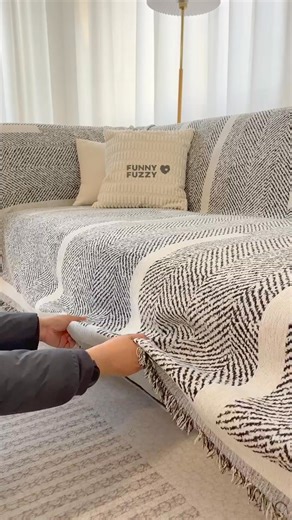 5.7M views · 8.1K reactions | Protect your sofa from furry pets with our Herringbone Fringed sofa cover. Handmade quilting and gentle color scheme blend well into home design.Thickened and scratch-resistant for long-lasting protection. | FUNNYFUZZY | Facebook