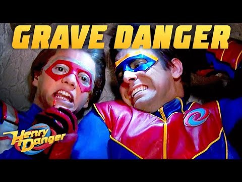 Piper races through a CEMETERY! 🪦 | "Grave Danger" Full Scene | Henry Danger