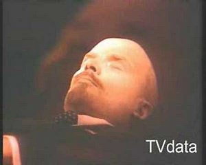 Lenin, cuerpo body of Lenin en mousoleo, tomb in russia.