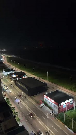 Noite de Lua Cheia na Praia de Itaparica