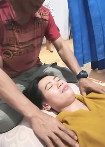 Sakit kepala leher kaku dan tegang #facebook #watchvideo #pengobatan #tips #medicine #diy #indonesia #trending #videoviral #viral #tips #tutorial #terapi #asmr #kesehatan #tutorial #trending #infokesehatan #livestreaming #asmr #palopo #reflexology #cara #tipsdantrik #reels #healthcare #healthy #lifehacks #terapipalopo #traditional | Terapi Refleksi Palopo