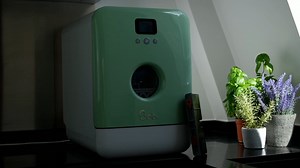 On a testé Bob, le mini lave-vaisselle connecté qui peut aussi désinfecter des masques
