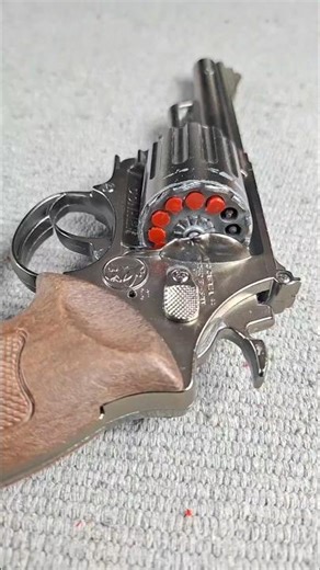Revolver Gun