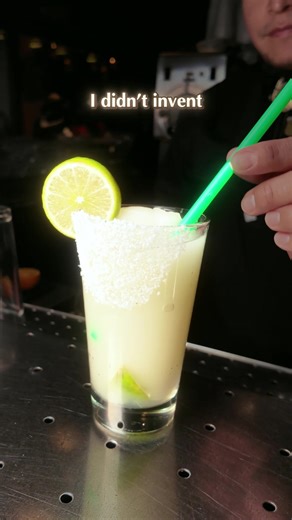 Did you know the original frozen margarita was invented in Dallas in 1971? Mariano Martinez created it so every margarita would taste the same — balanced, cold, and consistent every time. You can still enjoy the Original Frozen Margarita today at Mariano’s Hacienda in Dallas, Arlington, Plano, Frisco, and Colleyville. #FrozenMargarita #DallasRestaurants #TexMexDallas #MarianosHacienda #DFWFood