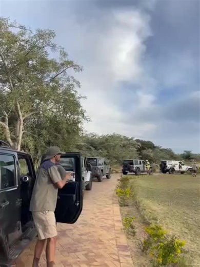 Jeep Nation Bush TopLess Charity Drive #bushbuckridgetiktoker #jeeplife #jeep #jozijeepers #thebushcartel #bushbuckridge #jeepfamily #jeepconvoy #jeepnation #jeeplifestyle