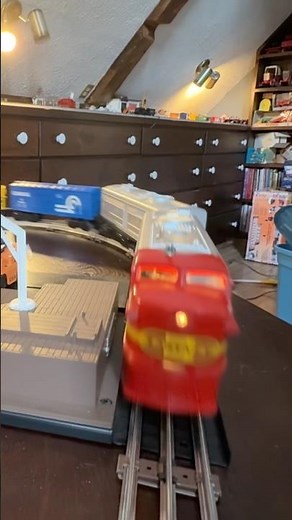 This 1970s Lionel Train Set Was Never Used
