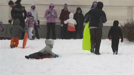 Nation's capital blanketed by heavy snow from winter storm