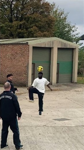 99 reasons to stay here and Bingame is one of them.⚽🗑️❤️