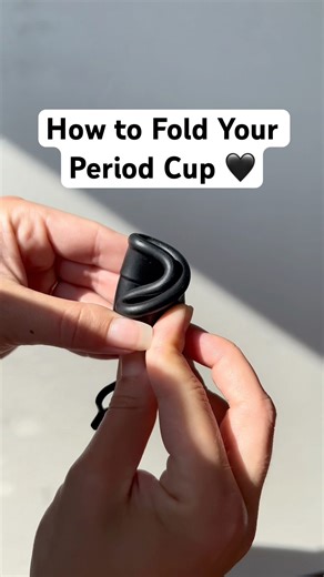 🖤How to fold your period cup! Flex Cup has a pull-tab that breaks the suction 4 u! #periodcup
