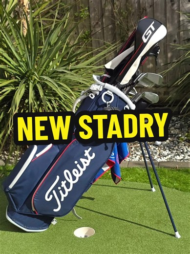 New Players 4 StaDry from @Titleist 🔥 A completely new design for Titleist bags this year, including a full redesign of the stand system. Loving the new look of this one and can’t wait to get it out on the course. 🏌️ #titleist #golfequipment #golfbag #golfjourney #golf