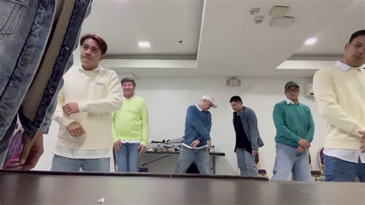 NABUHAY NA NAMAN ANG MGA BATANG 90s!!! 📼🎶 The SexBomb Girls' concert brought together another Filipino group: the Abztract Dancers! Read more: https://www.gmanetwork.com/news/lifestyle/content/968750/dingdong-dantes-abztract-dancers-sexbomb-concert/story/ Courtesy: Dingdong Dantes/Facebook | GMA News