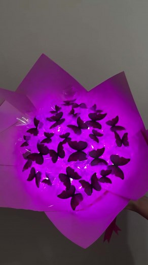 ლამაზმანური პეპლებო თაიგულები - ყველაზე საყვარელი საჩუქარი