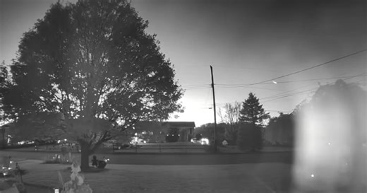 Meteor lights up sky in Pennsylvania