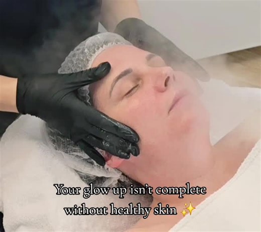 Everyone talks about glow ups. But here’s what most people miss… Healthy skin isn’t a step before a glow up. It’s a core part of it. At REVIVE, a course of facials isn’t an “extra” - it’s an essential part of your glow plan. Because no treatment, tweak or enhancement will ever look its best without strong, balanced, well-cared-for skin underneath. When you commit to regular facials, you’re not just booking a relaxing hour - you’re investing in: ✨ Long-term skin health ✨ Stronger skin barrier fun