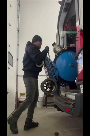 Connecticut Pipe Lining Specialists | Slim Drum System for Confined Space Sewer Repair