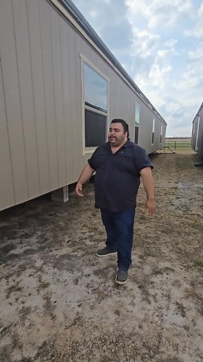  Insulation = Money in Your Pocket!  Energy-Smart Homes That Save...