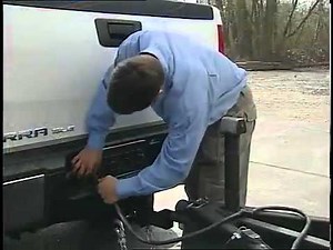GMC Sierra HD Using the Trailer Brake Controller