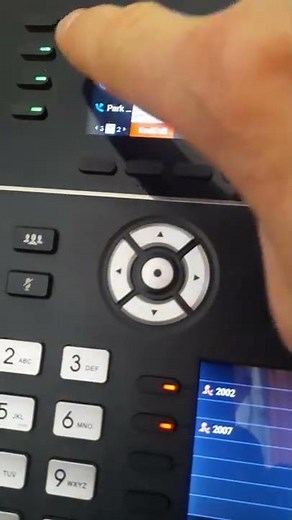 Grandstream GRP 2614 Basic Hold call functionality