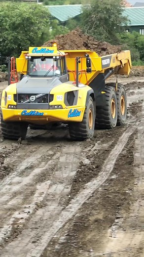Our earthworks team building up an embankment layer by layer on a new logistics hub with dozers and rollers. #construction #dozer #bulldozer #excavator #heavyequipment #digger #machinery #operator #heavyequipmentoperator #dumptruck #trucks | Collins Earthworks Ltd