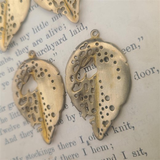 Vintage Unsigned Miriam Haskell Brooch or Pendant Component ~ Rare 70s Miriam Haskell ~ Large Pendant Pieces ~ Restorer's Dream HCF08 - Etsy