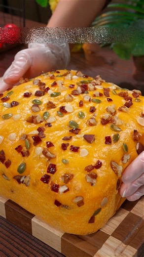 How to make soft and tasty orange cupcakes #shortvideo ,#viralvideo