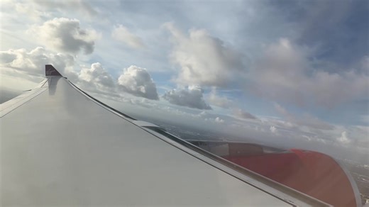 Virgin Atlantic Airbus A330 take off and climb from Miami bound for London Heathrow #Airport #planes #aviationdaily #airways #avgeek #planespotting #aviationphotography #heathrowairport | LSH Aviation | Facebook