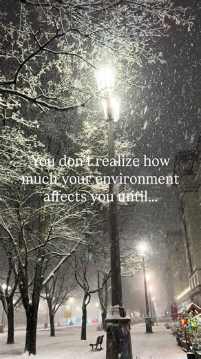 You don’t realize how much your environment affects you until you move to Austin, TX ❄️➡️☀️ One minute it’s snow boots, the next it’s sunshine, live music, and that energy that @willienelsonofficial always refers to. If you’re thinking about leaving the cold (or just craving a better lifestyle)… this is your sign. 🎶🌮🌞 Austin doesn’t just change your address — it changes your pace, your mood, and your mindset. 👇 Thinking about relocating? Comment “GUIDE” for my 2026 Austin Relocation Guide fo