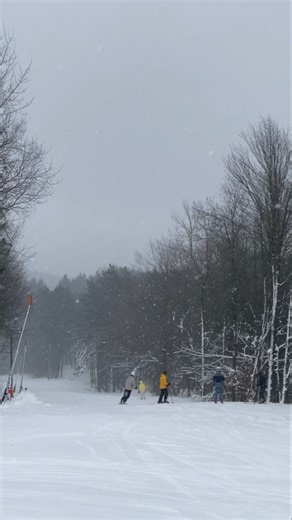 ❄️ Snow’s here, vibes are high, and Greek Peak is now open for skiing daily. We picked up 2-3” so far from this storm with more to come, see you on the mountain! | Greek Peak Mountain Resort