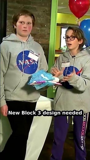 NASA's Moon Landing Plan Faces Critical Hurdle | A Minute in the Cosmos ✨ #Shorts