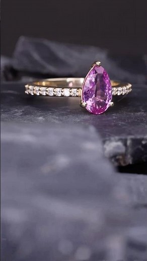 💖 Natural Pink Sapphire Ring in Yellow Gold 💖