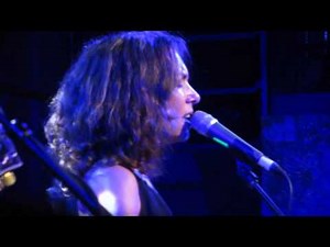 The Bangles - Eternal Flame - live at the Troubadour 2015