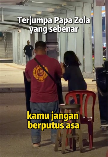 Terjumpa Papa Zola yang sebenar. Bukan senangnya untuk jadi seorang ayah yang ingin bagi yang terbaik untuk anak mereka. Mereka tak pernah rasa letih. #papazola #malaysia #fyp